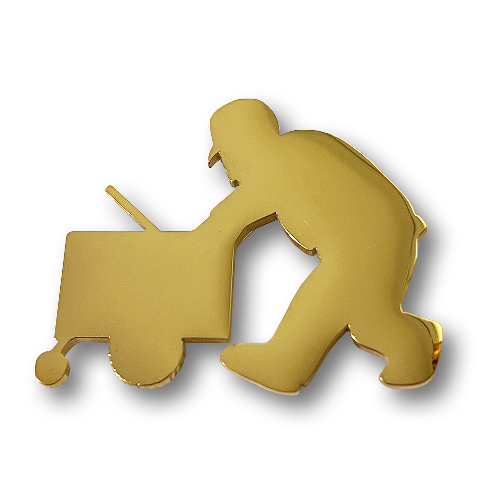 Golden Paletero Pin